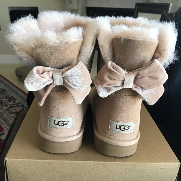 european shoe size for 8.5